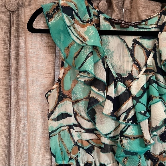 Mushka by Sienna Rose Inc Turquoise Abstract Pattern Ruffled Blouse Size Medium - Picture 3 of 15